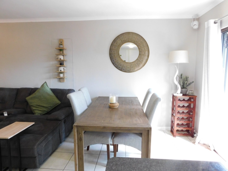 To Let 3 Bedroom Property for Rent in Gordons Bay Central Western Cape